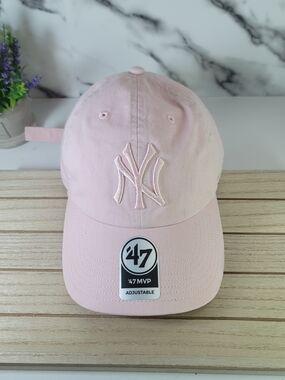 NY Cap. Youth New York Yankees Pink Cotton Hat.